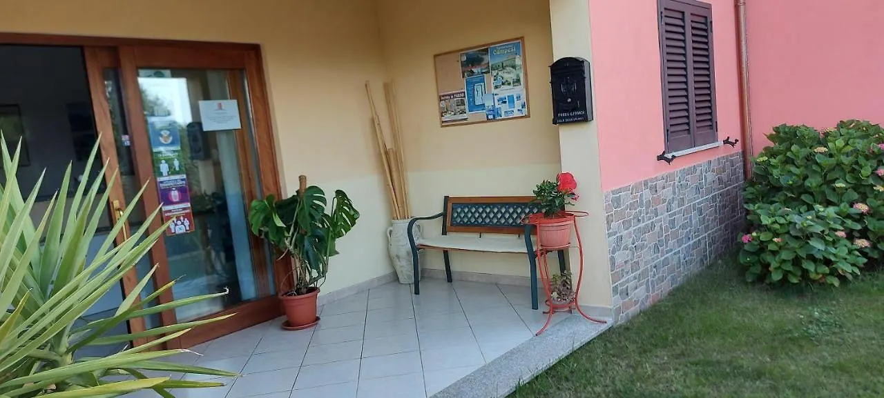 Isola Rossa Appartamenti Paduledda Hotel apartamentowy Isola Rossa