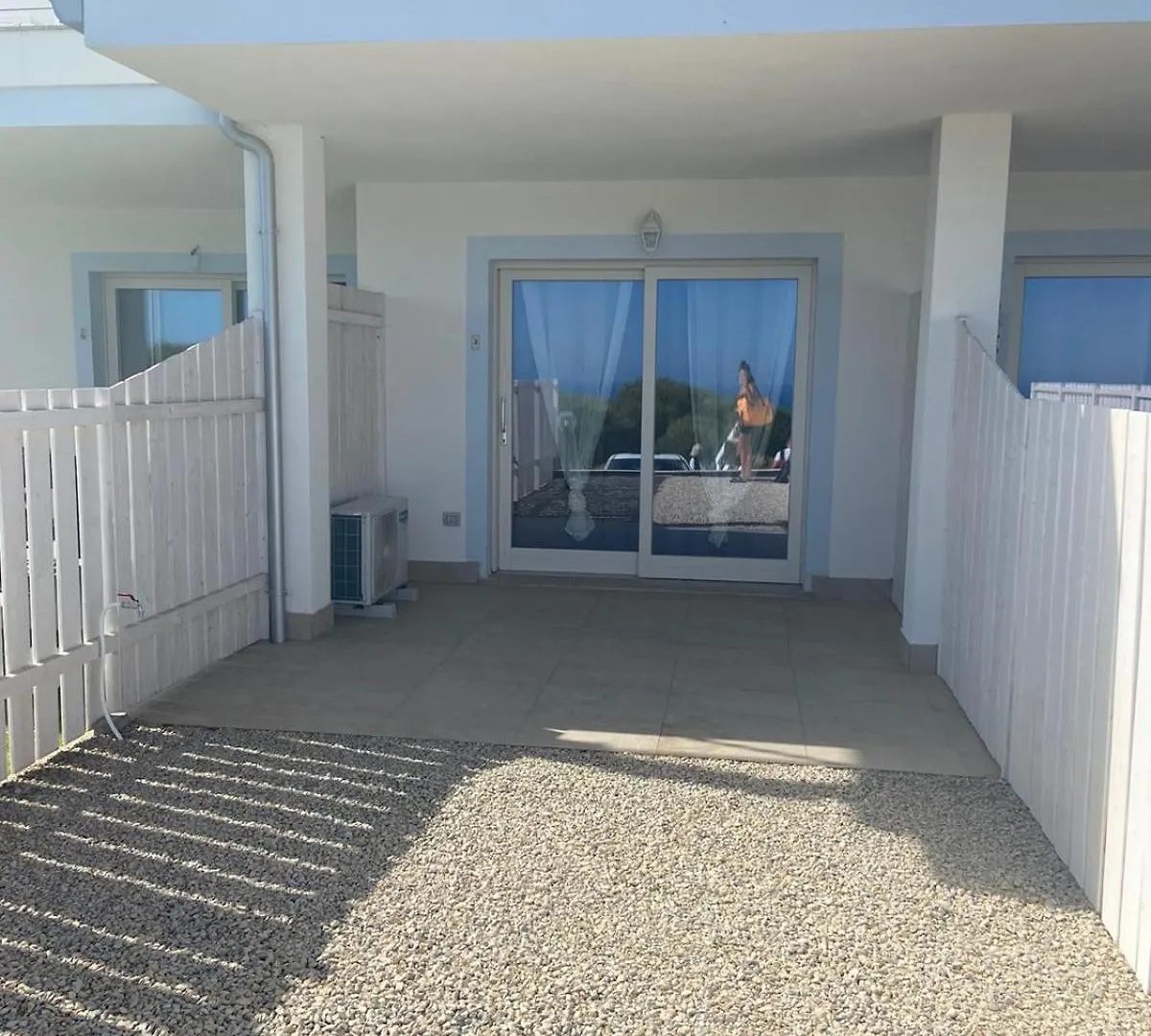 Hotel apartamentowy Isola Rossa Appartamenti Paduledda