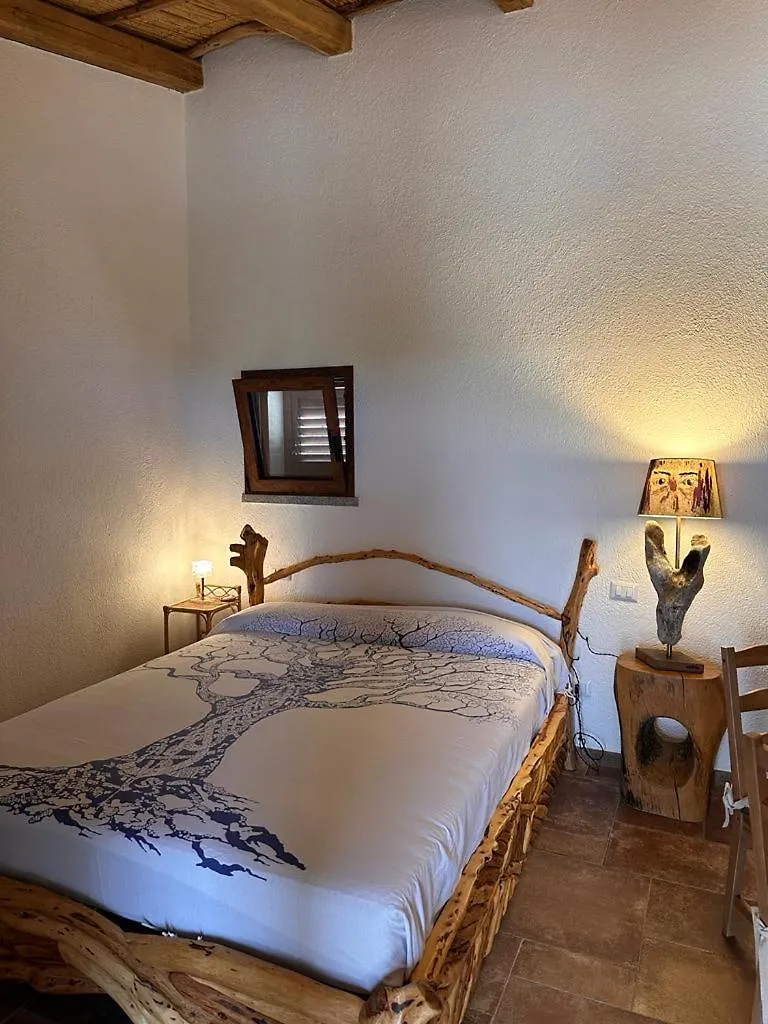 Apartahotel Isola Rossa Appartamenti Paduledda Italia