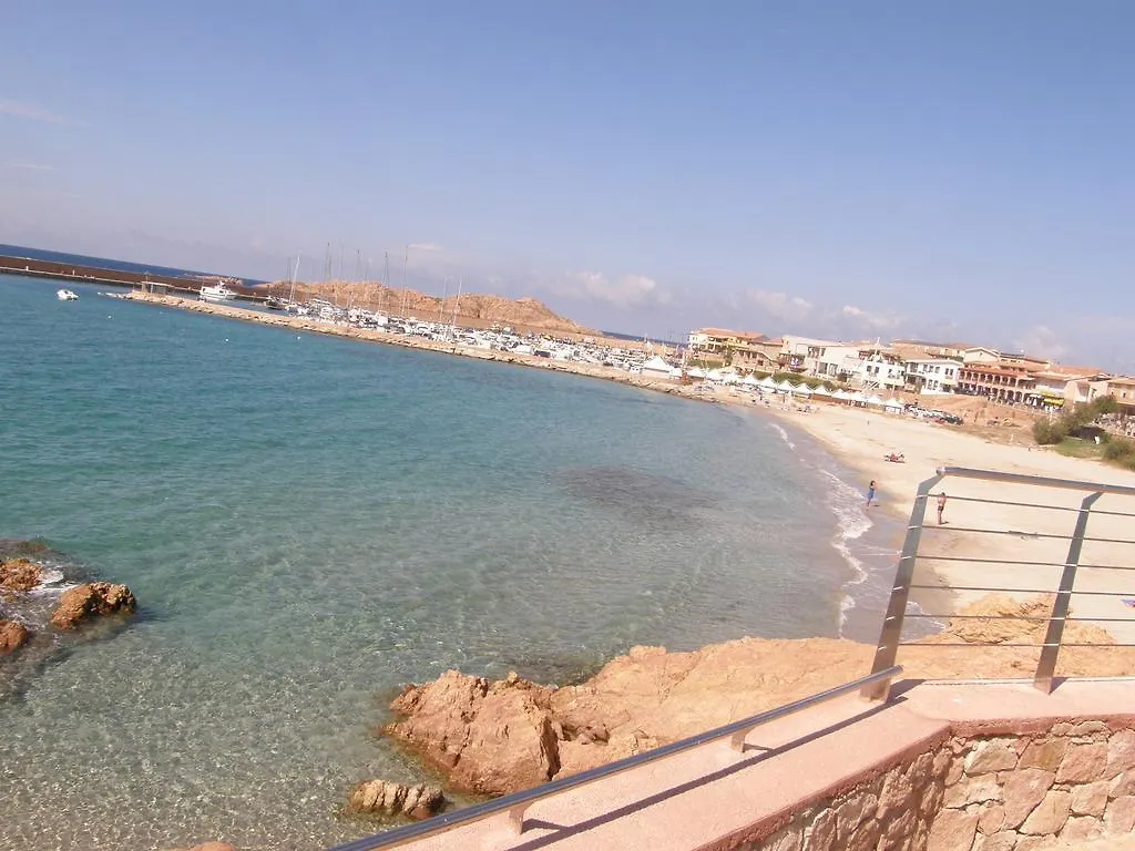 Apartahotel Isola Rossa Appartamenti Paduledda