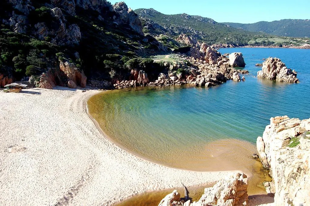 Isola Rossa Appartamenti Paduledda Italy
